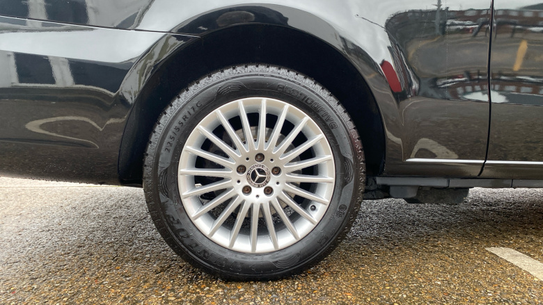 Mercedes-Benz Vito Tourer L3 Diesel Rwd 114 CDI Select 9-Seater 9G-Tronic